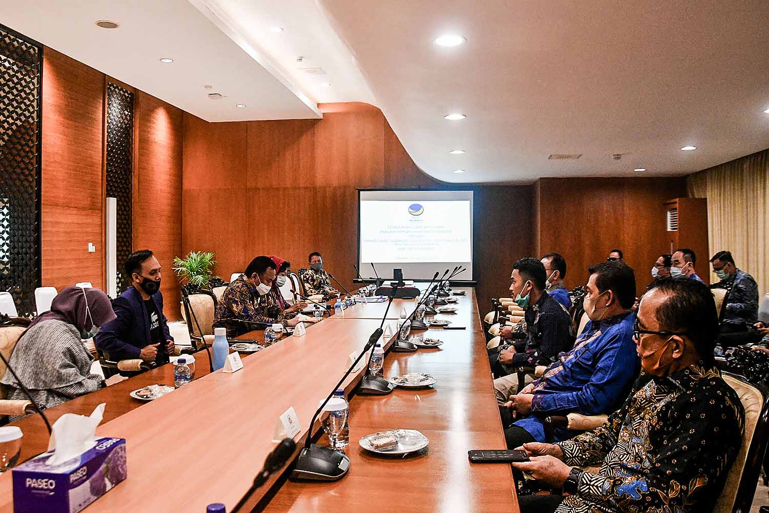 NasDem Serahkan Rekomendasi ke 4 Paslon Pilkada Sulbar