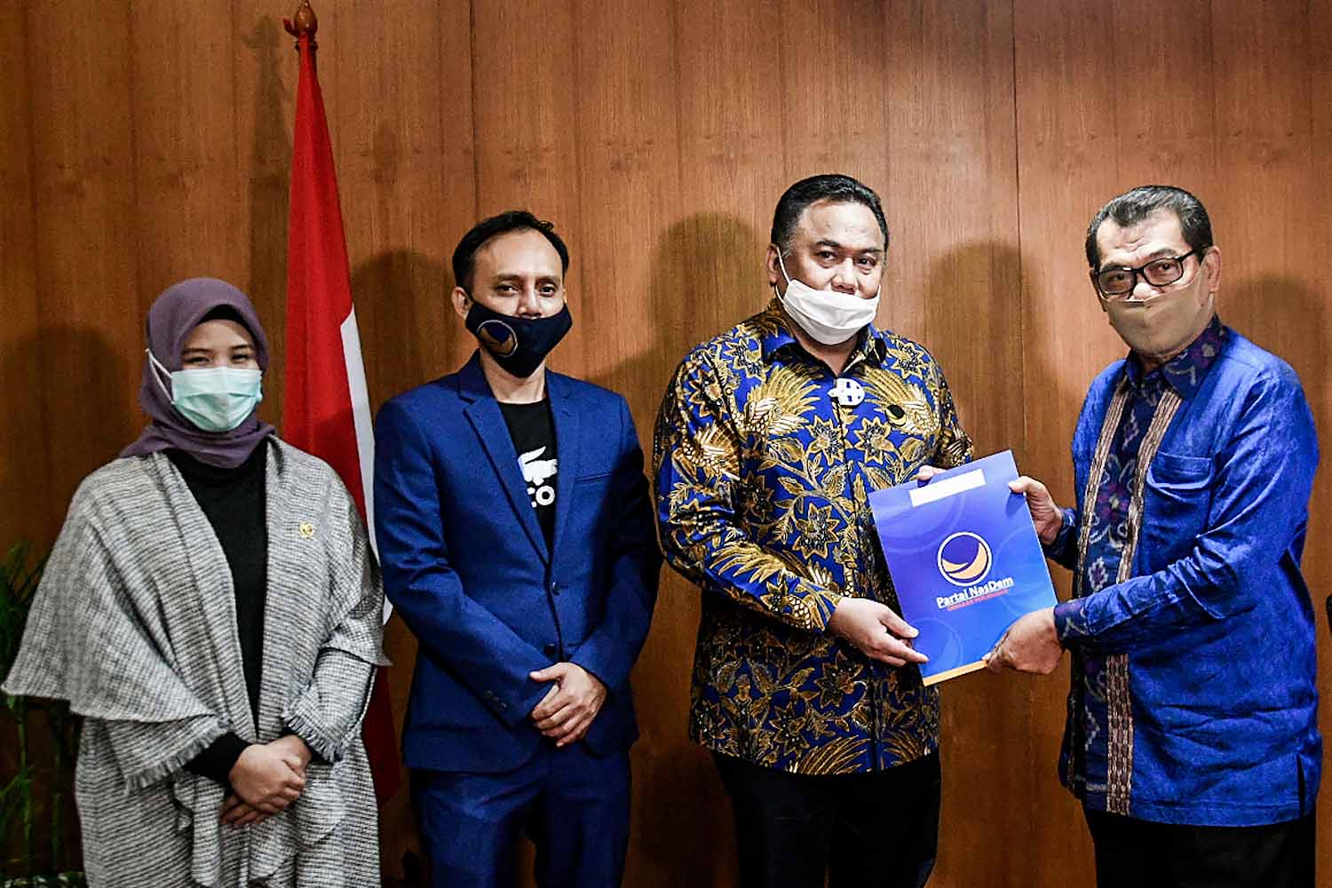 NasDem Serahkan Rekomendasi ke 4 Paslon Pilkada Sulbar