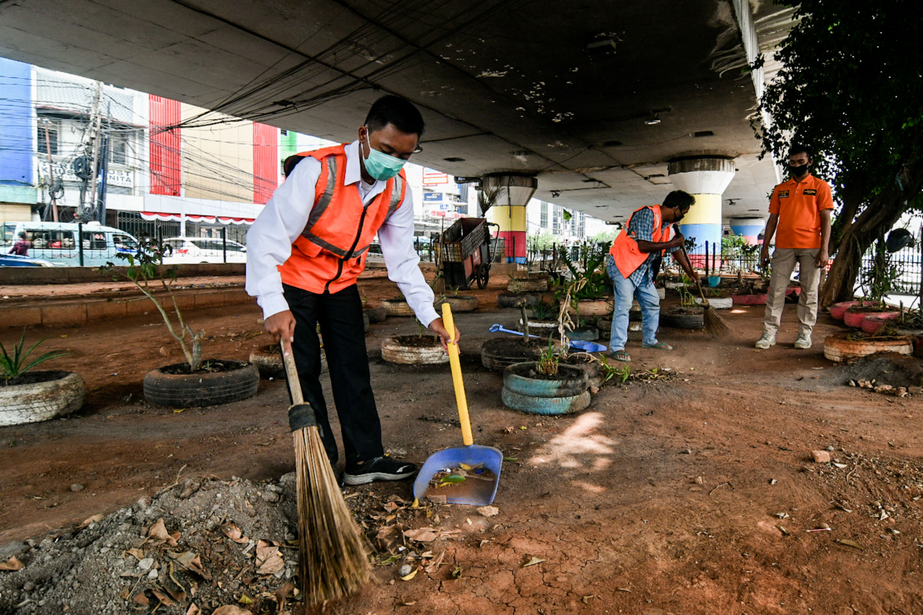 Gubernur DKI Jakarta Perpanjang PSBB Transisi