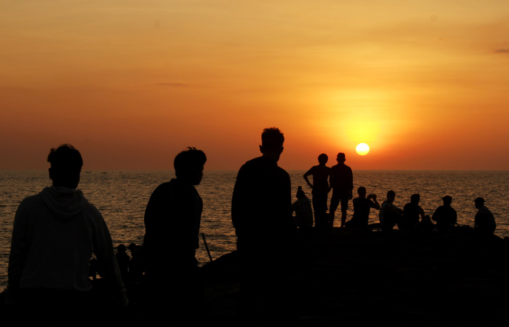Sunset di Pantai Tanjung Layar Putih