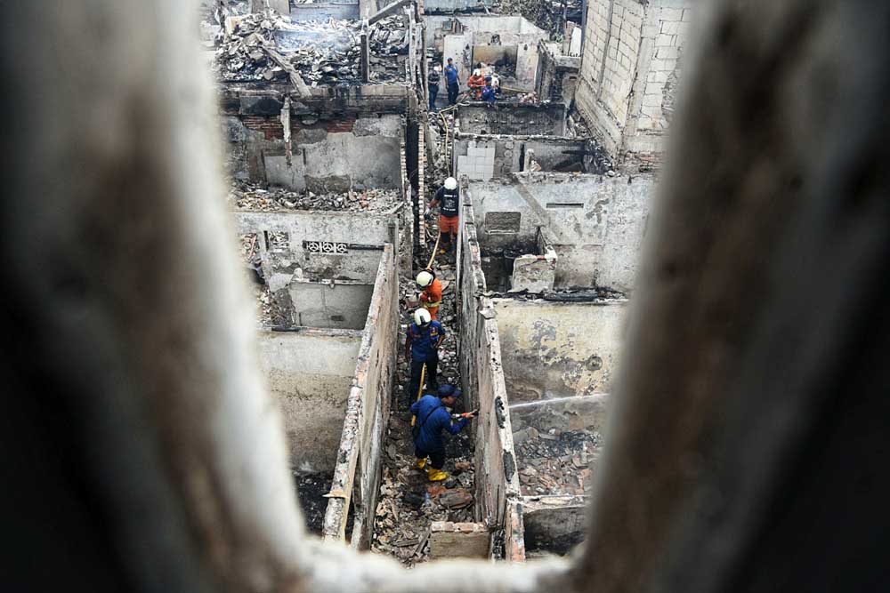 Pemukiman Padat Penduduk di Tambora Kembali Terbakar