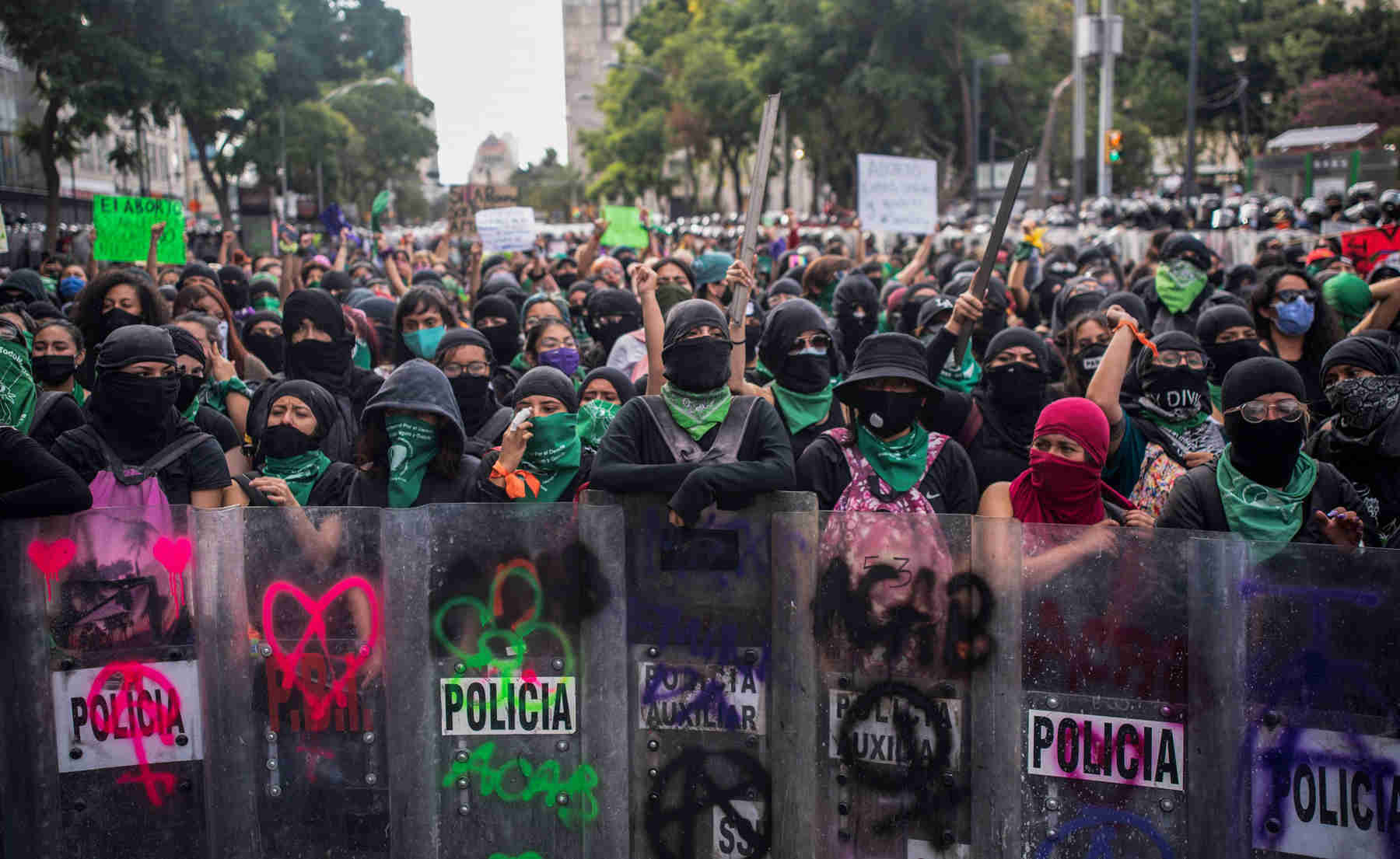 Aksi Menuntut Legalisasi Aborsi di Meksiko