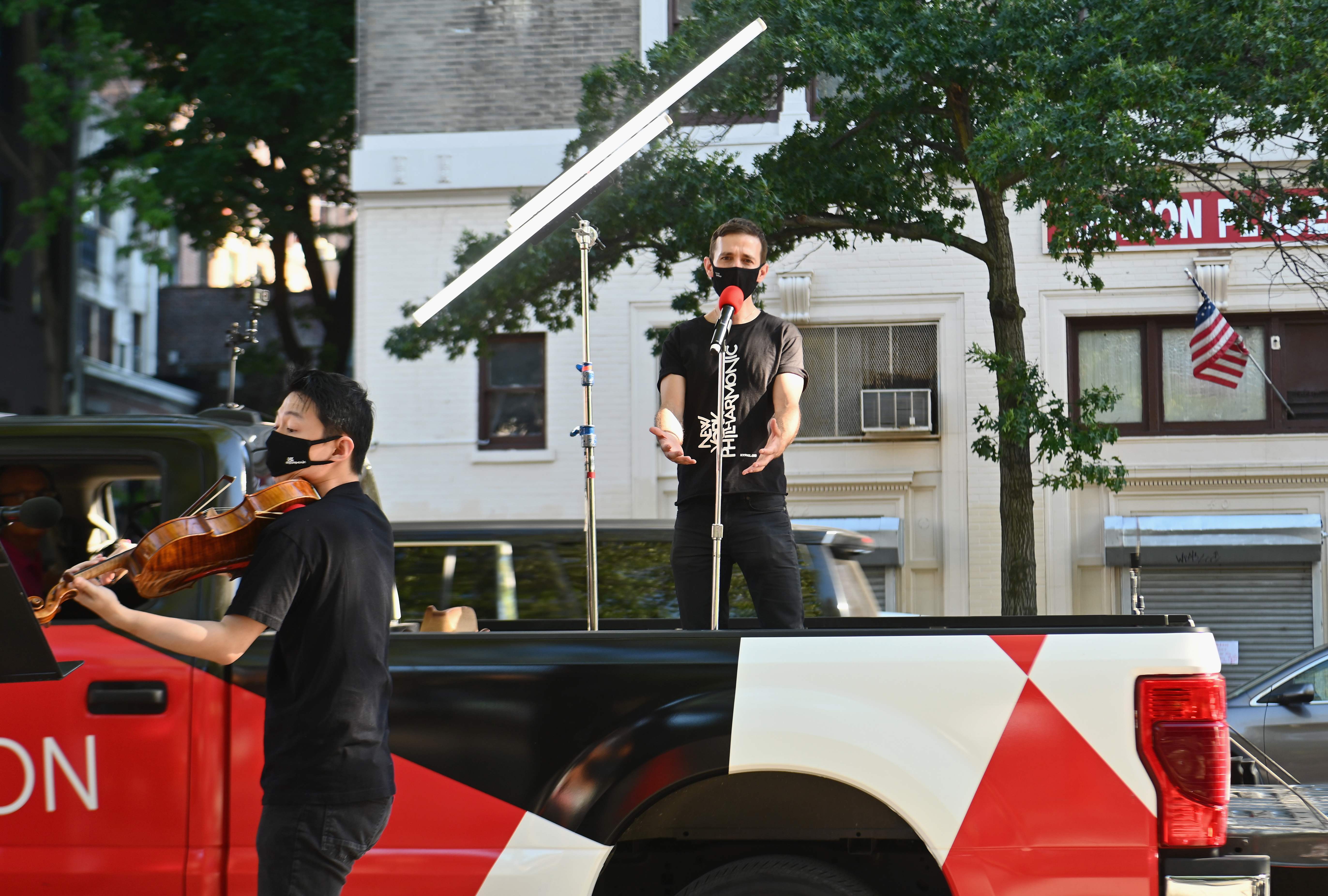 Alunan Musik Klasik Menghibur di Tengah Pandemi