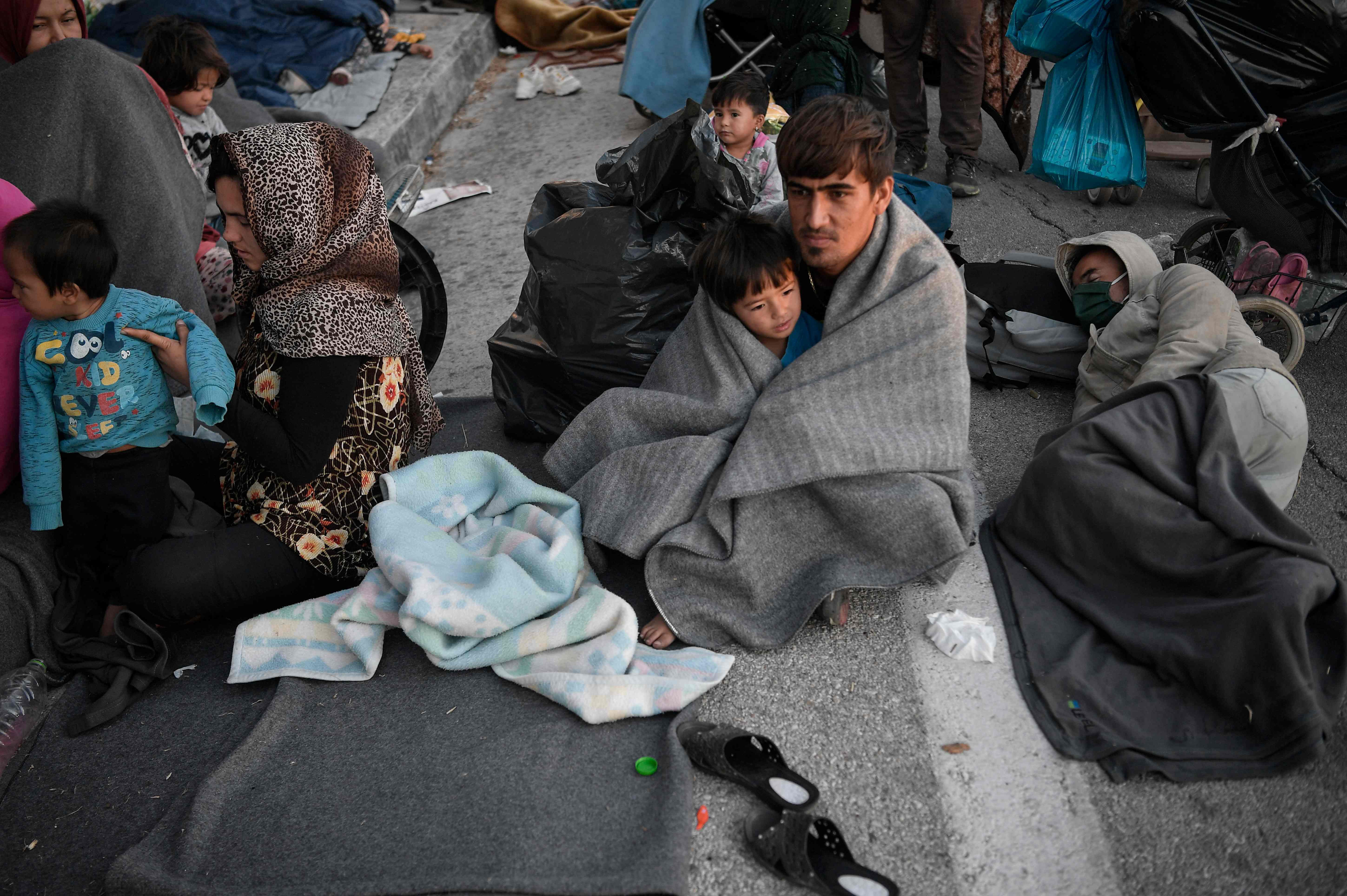 Pasca Kebakaran, Pengungsi di Yunani Kehilangan Tempat Tinggal