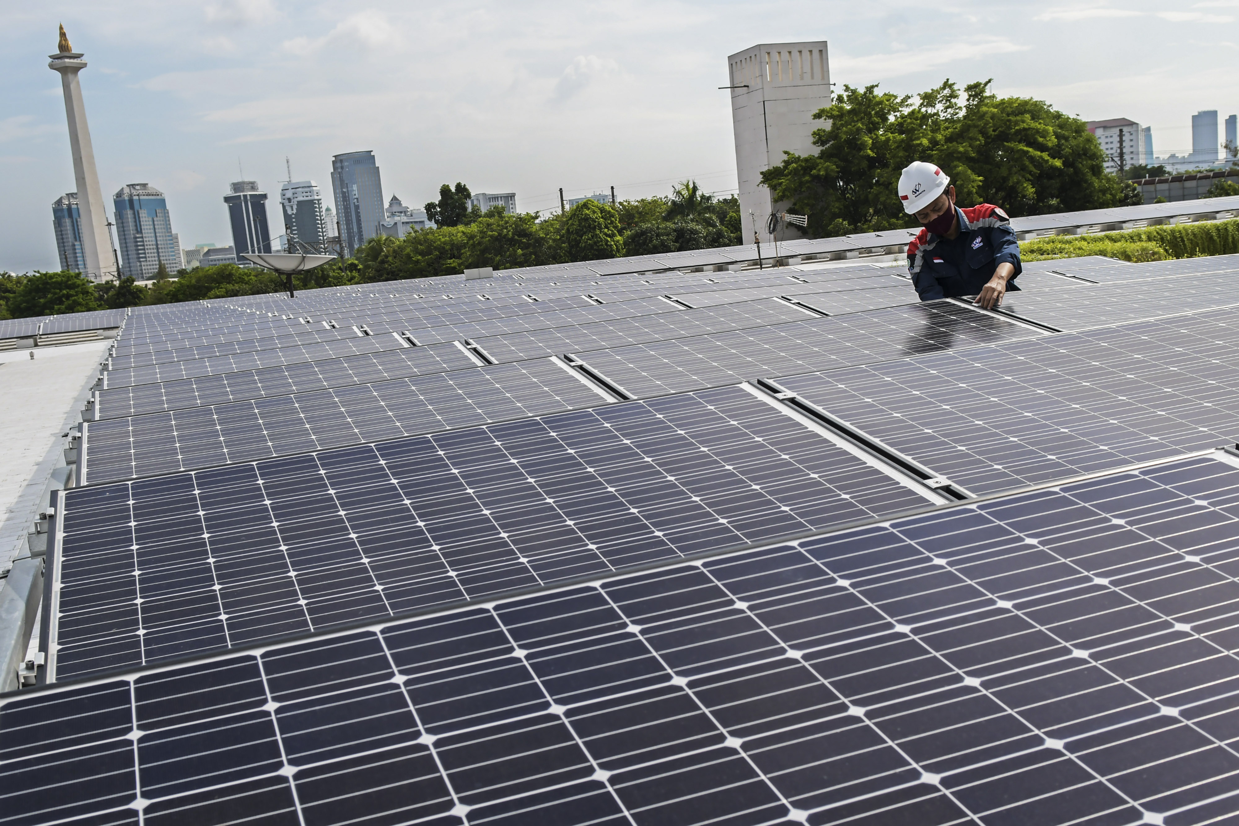 Penggunaan Panel Surya di Masjid Istiqlal