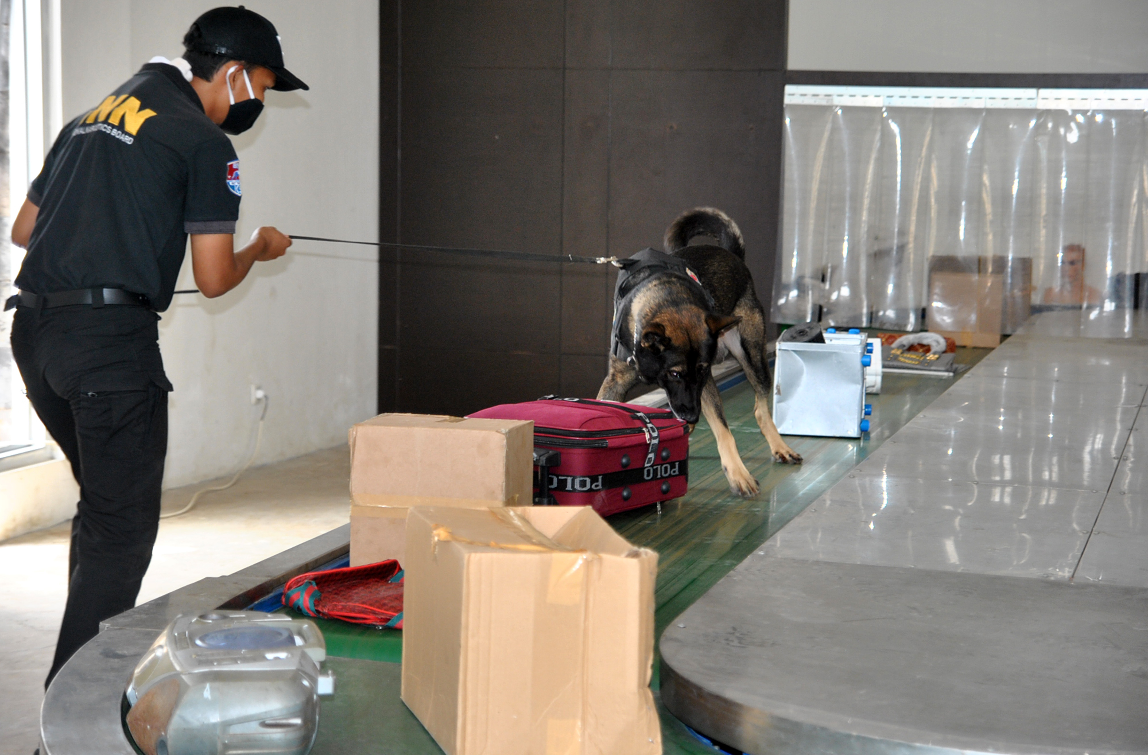 Simulasi Anjing Pelacak K-9 BNN