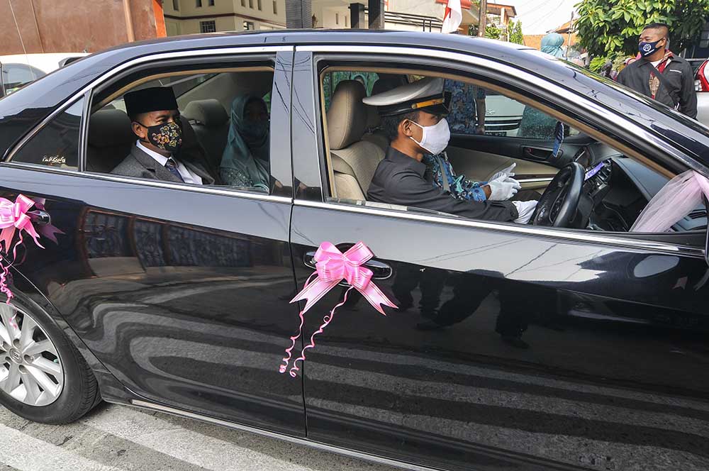 Mobil Dinas Pemkot Untuk Pernikahan Warga