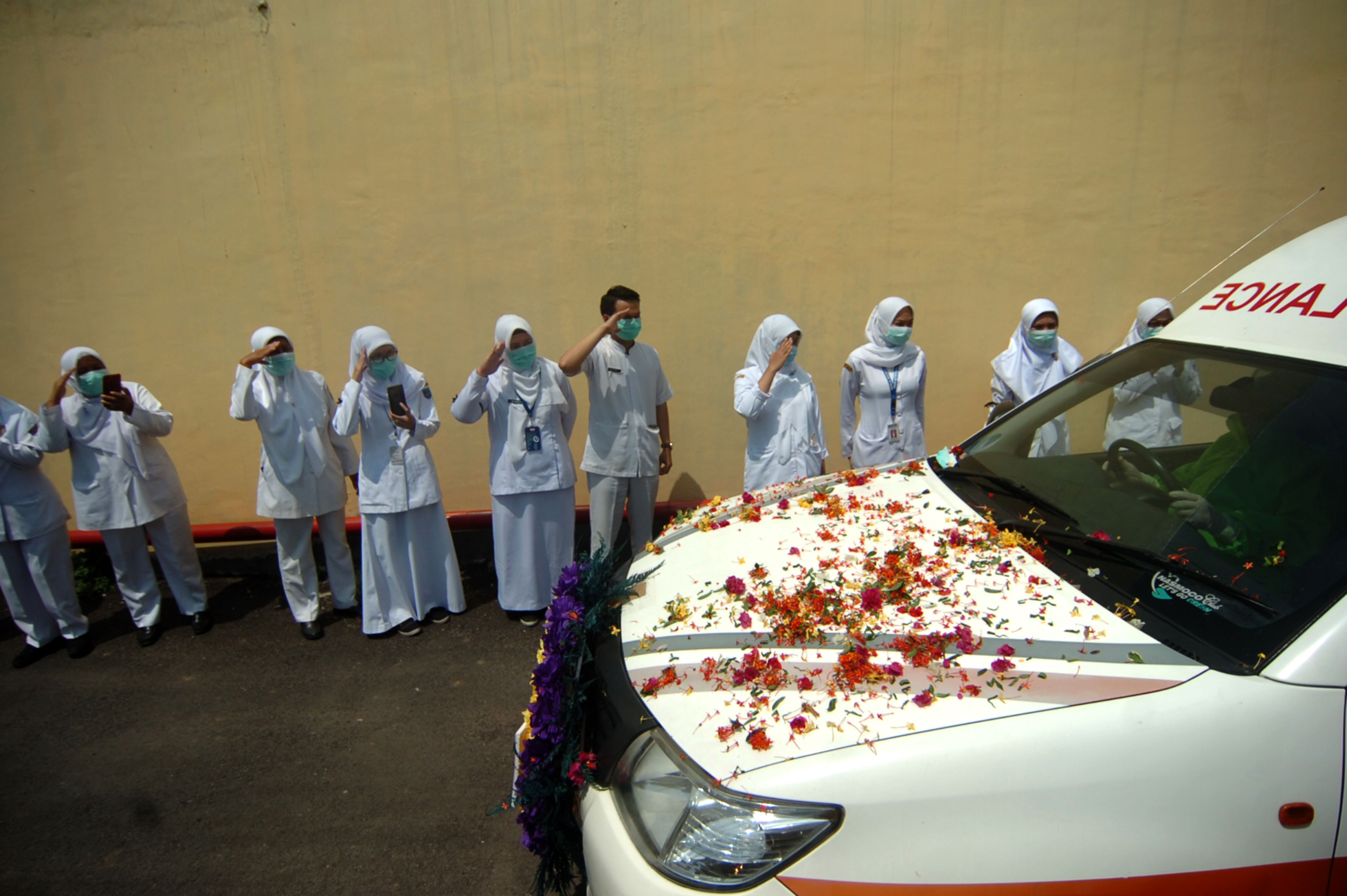 Penghormatan Terakhir Perawat Wafat