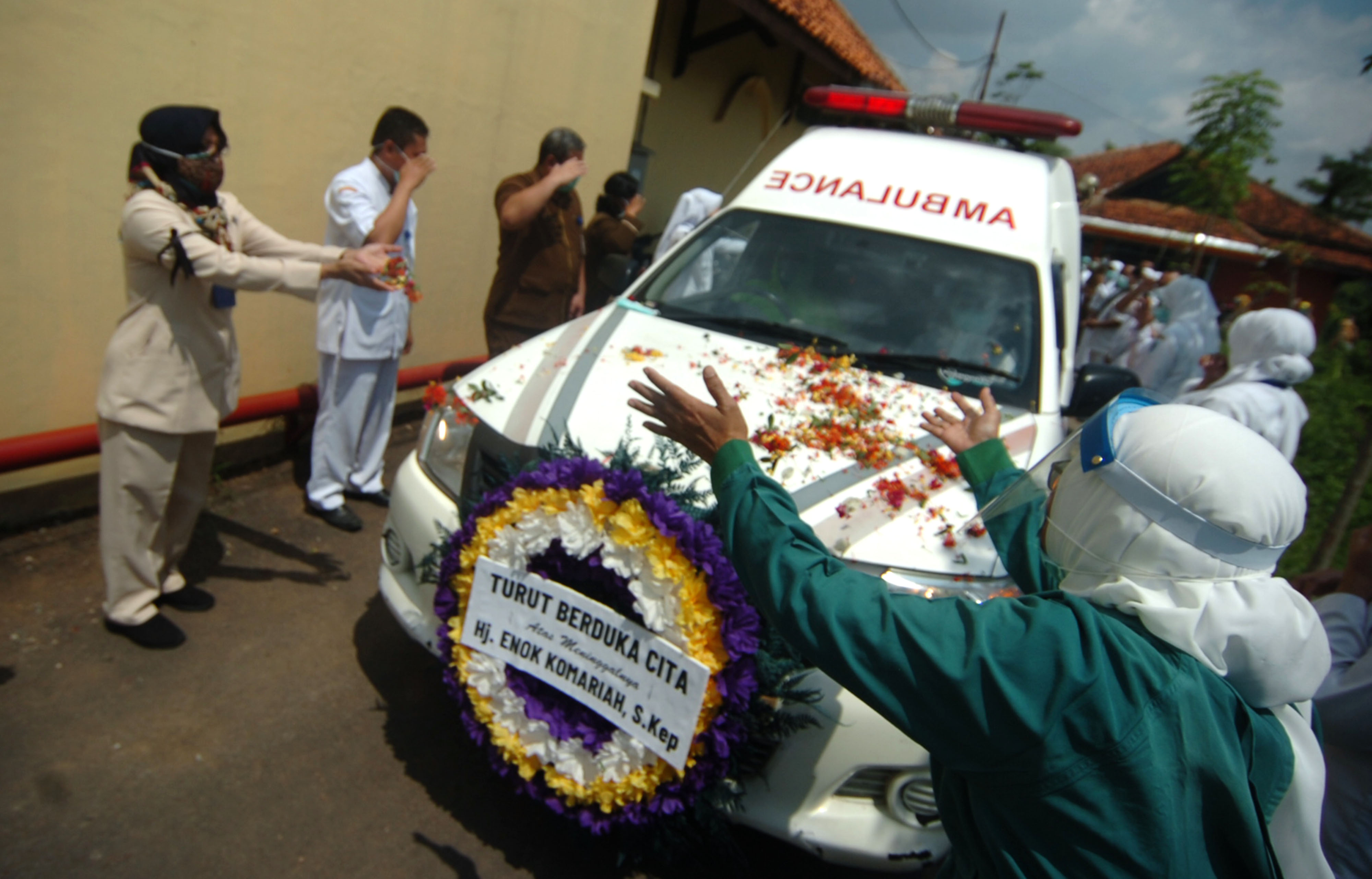 Penghormatan Terakhir Perawat Wafat