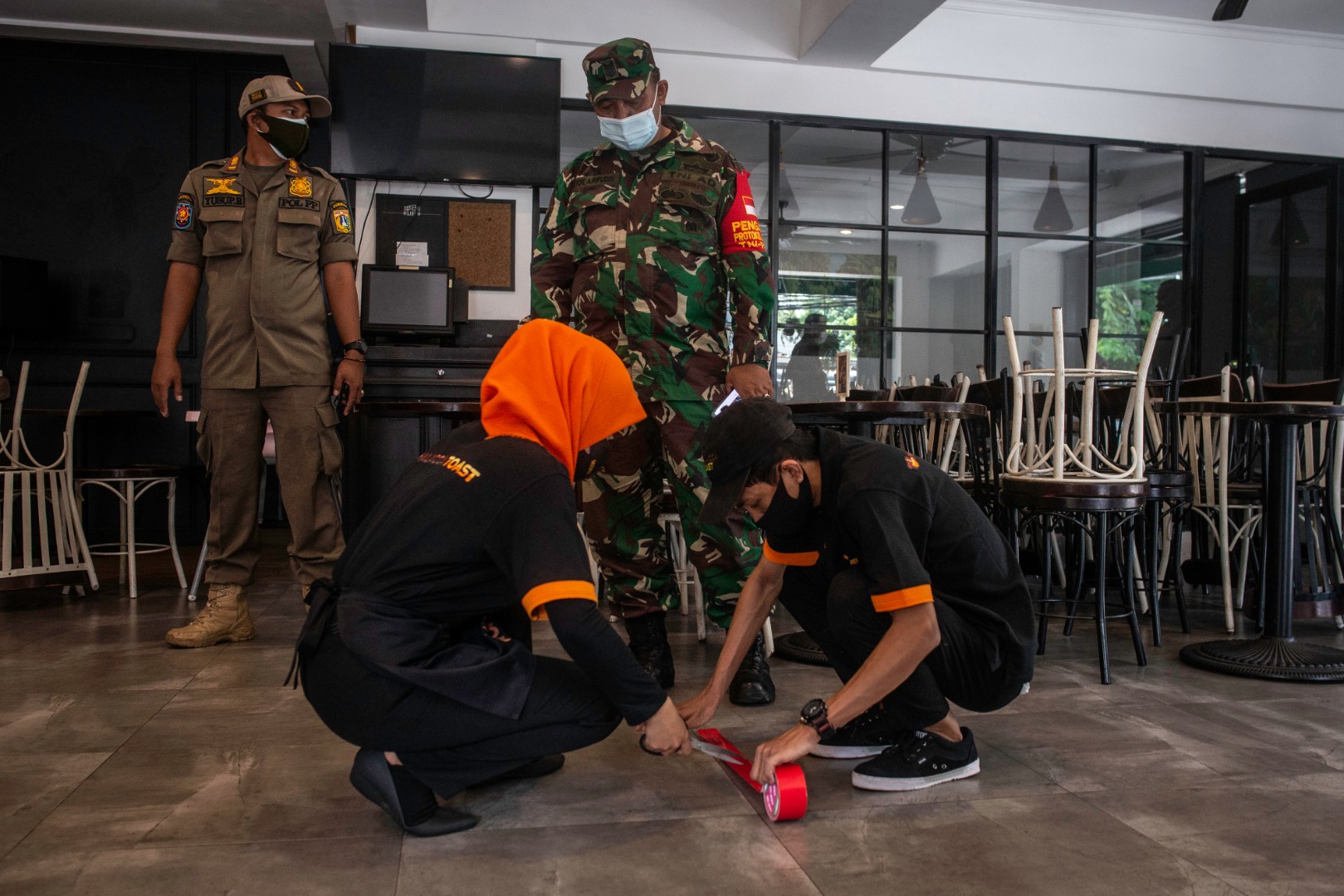 Penindakan Pelanggar PSBB Jakarta