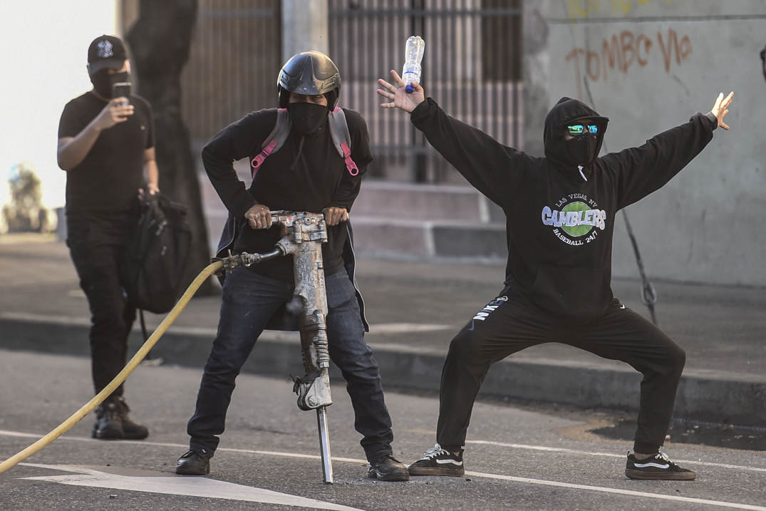 Rusuh di Kolombia, 10 Demonstran Tewas 