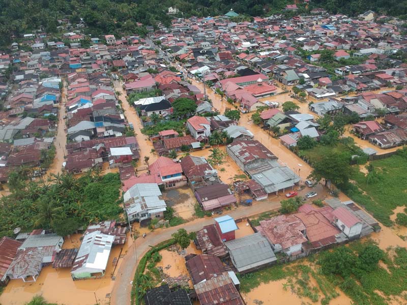 Banjir Meredam Rumah Di Jondul Rawang