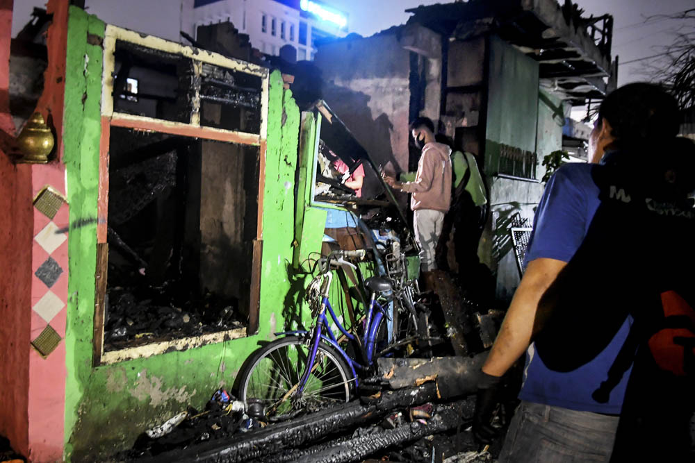 Kebakaran di Kawasan Padat Penduduk Jatinegara
