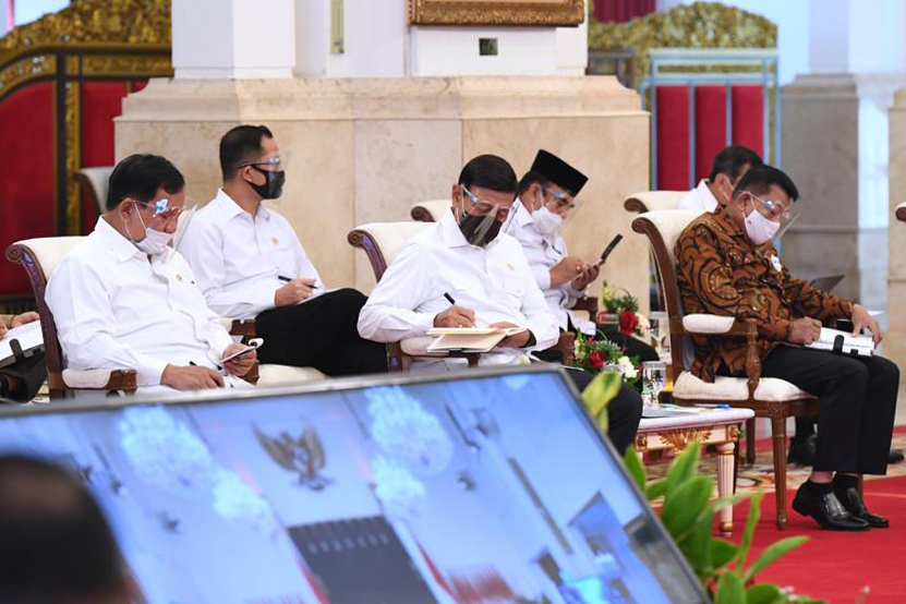 Rapat Kabinet Paripurna Penanganan Covid-19