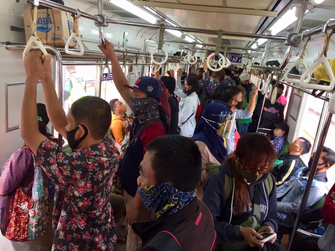 PSBB Dimulai, Maksimal Penumpang Wajib 50%