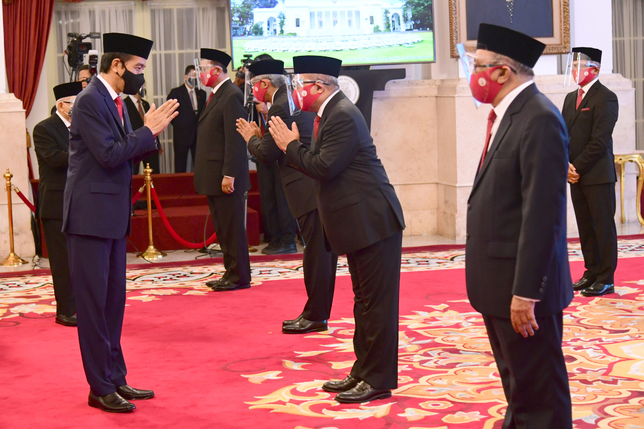 Presiden Jokowi Melantik 20 Duta Besar RI