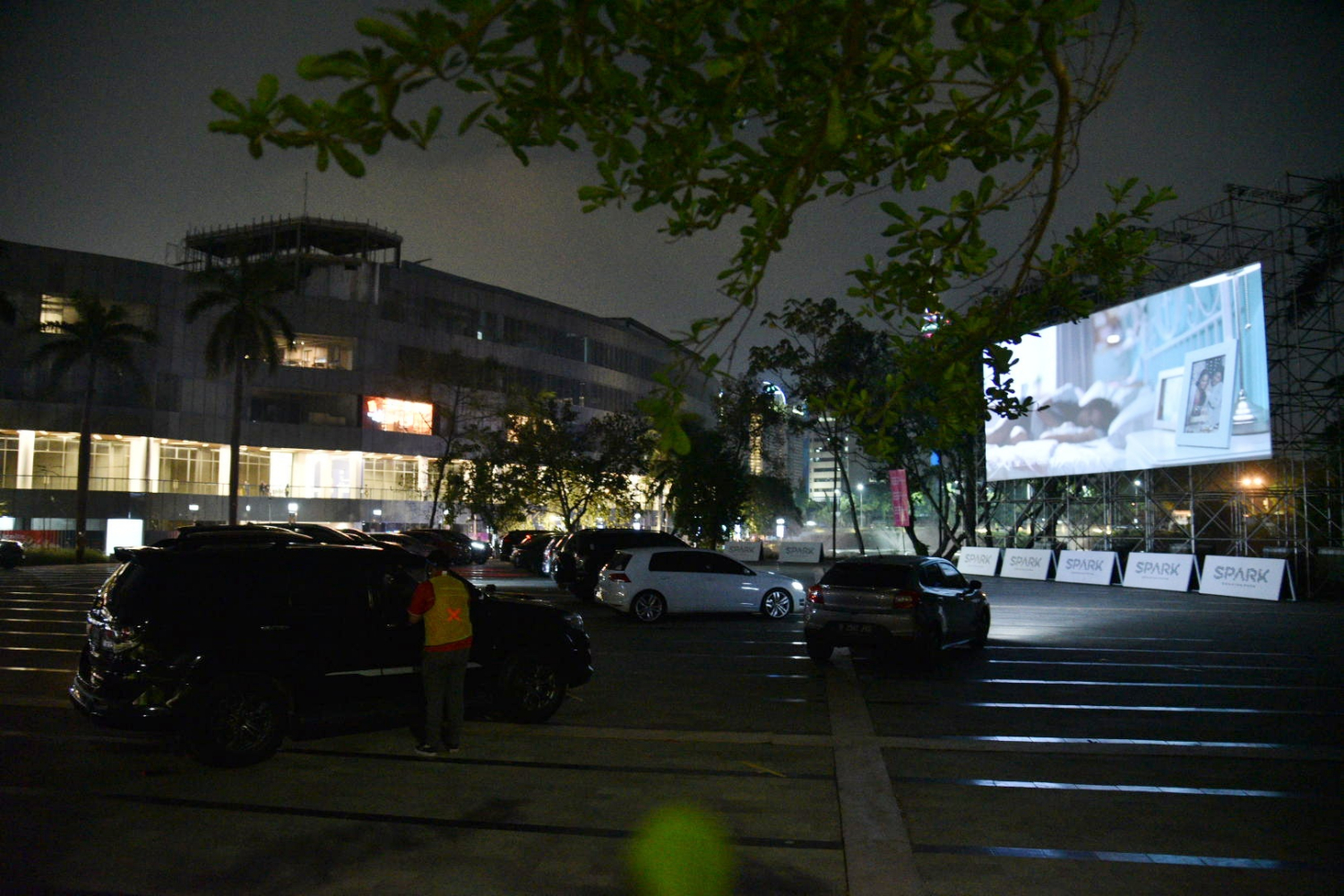 Sensasi Cinema Drive-In 