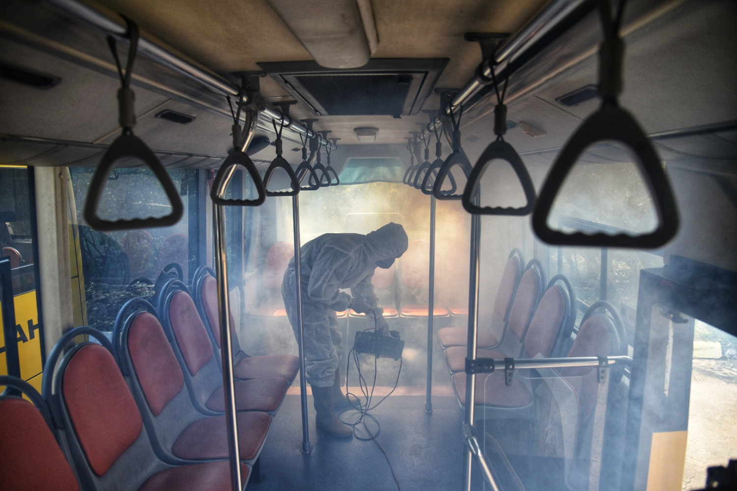 Bus Sekolah untuk Evakuasi Pasien OTG Covid-19