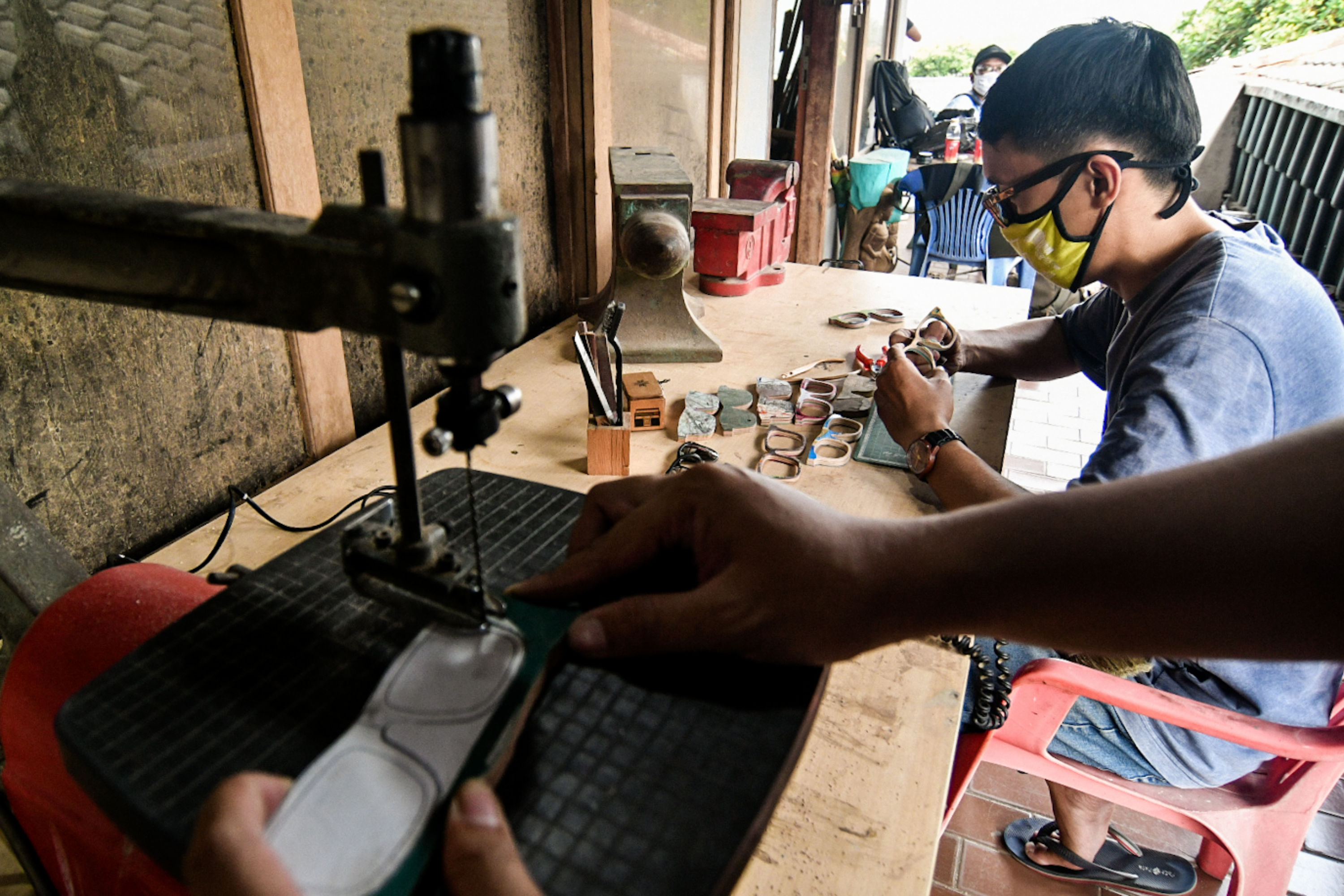 Kacamata Limbah Papan Skate