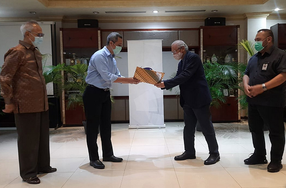 Sertijab Ketua Dewan Redaksi Media Group