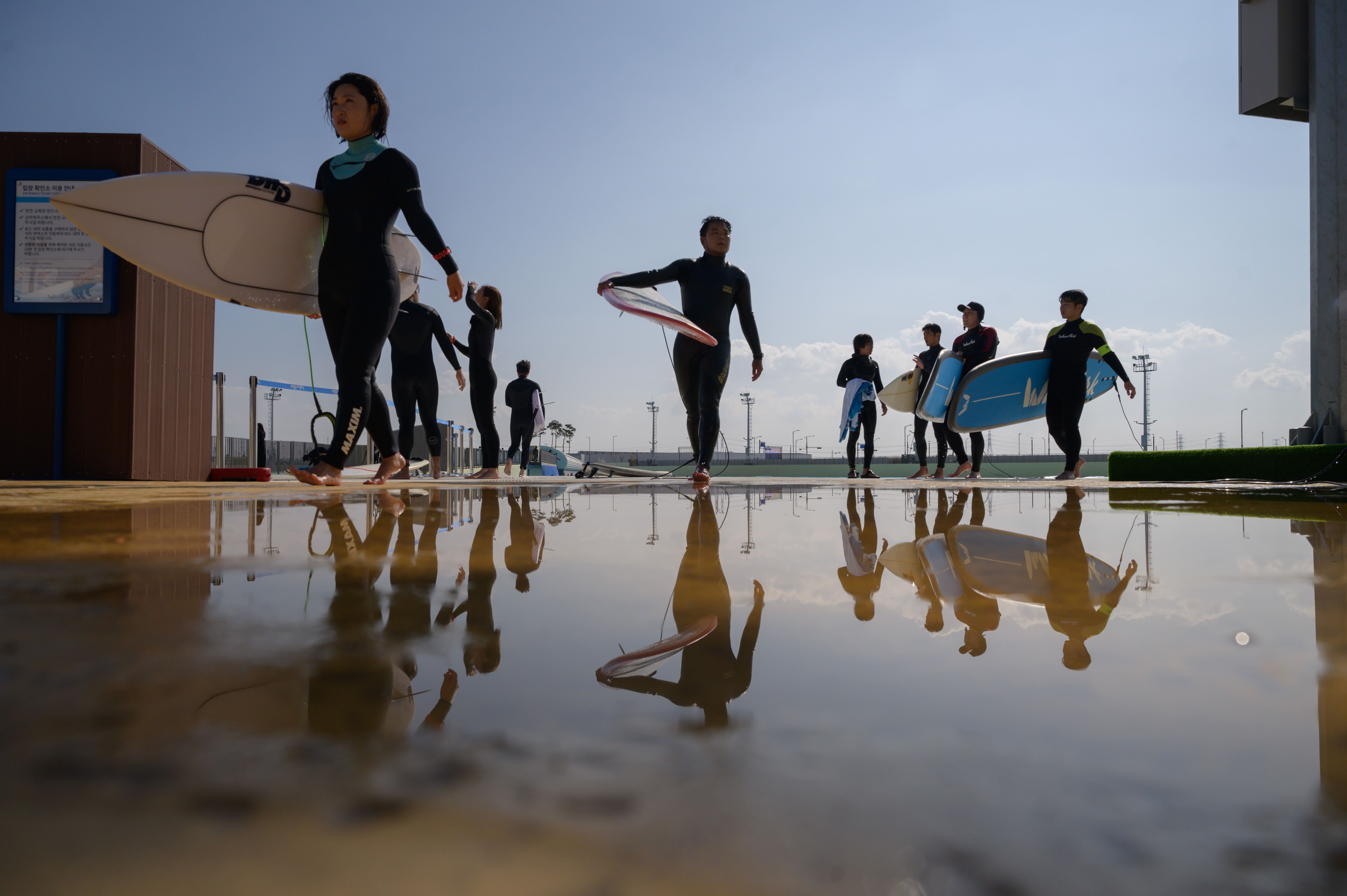 Kolam Gelombang Surga Pemburu Ombak