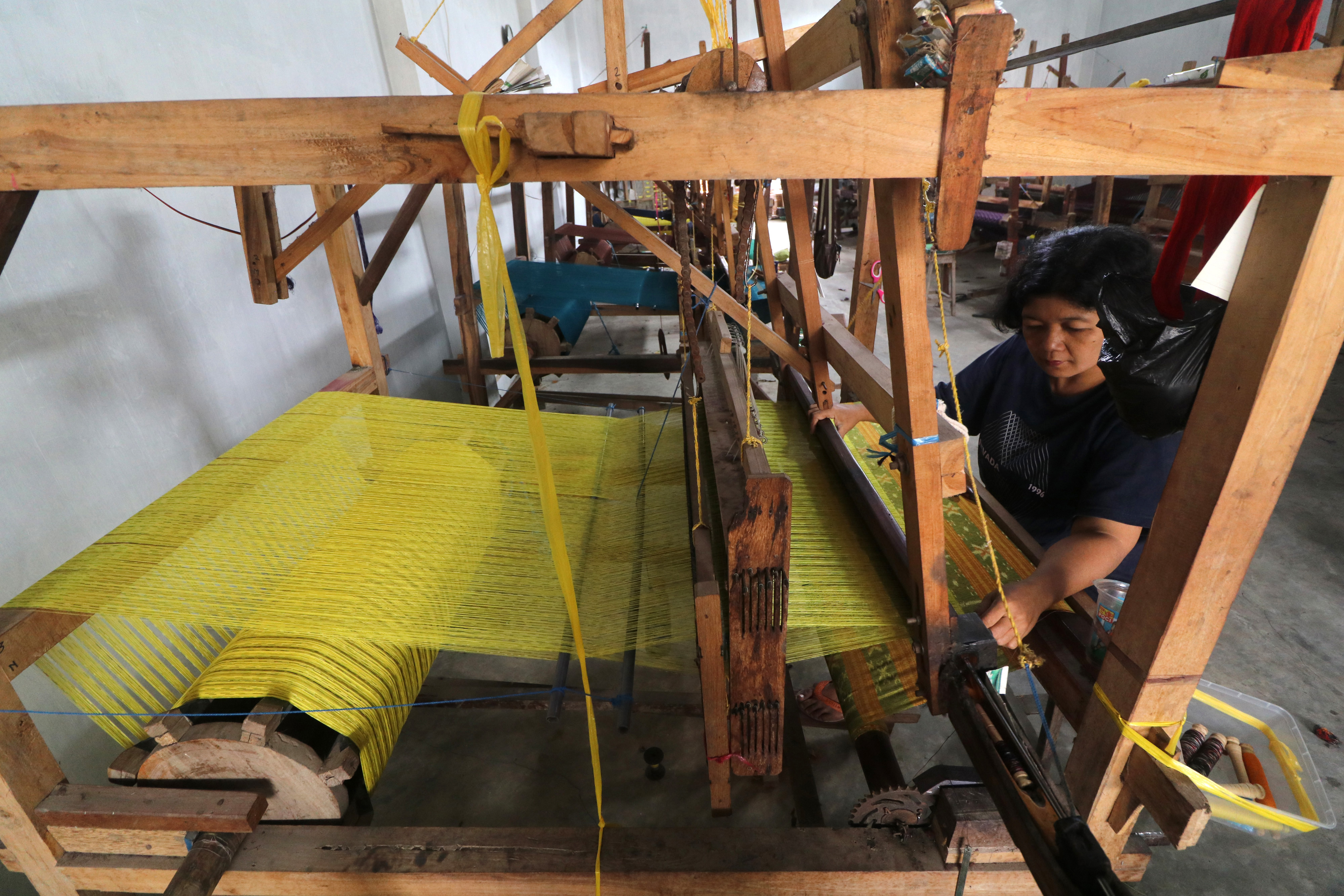 Perajin Mengandalkan Pengepul Besar