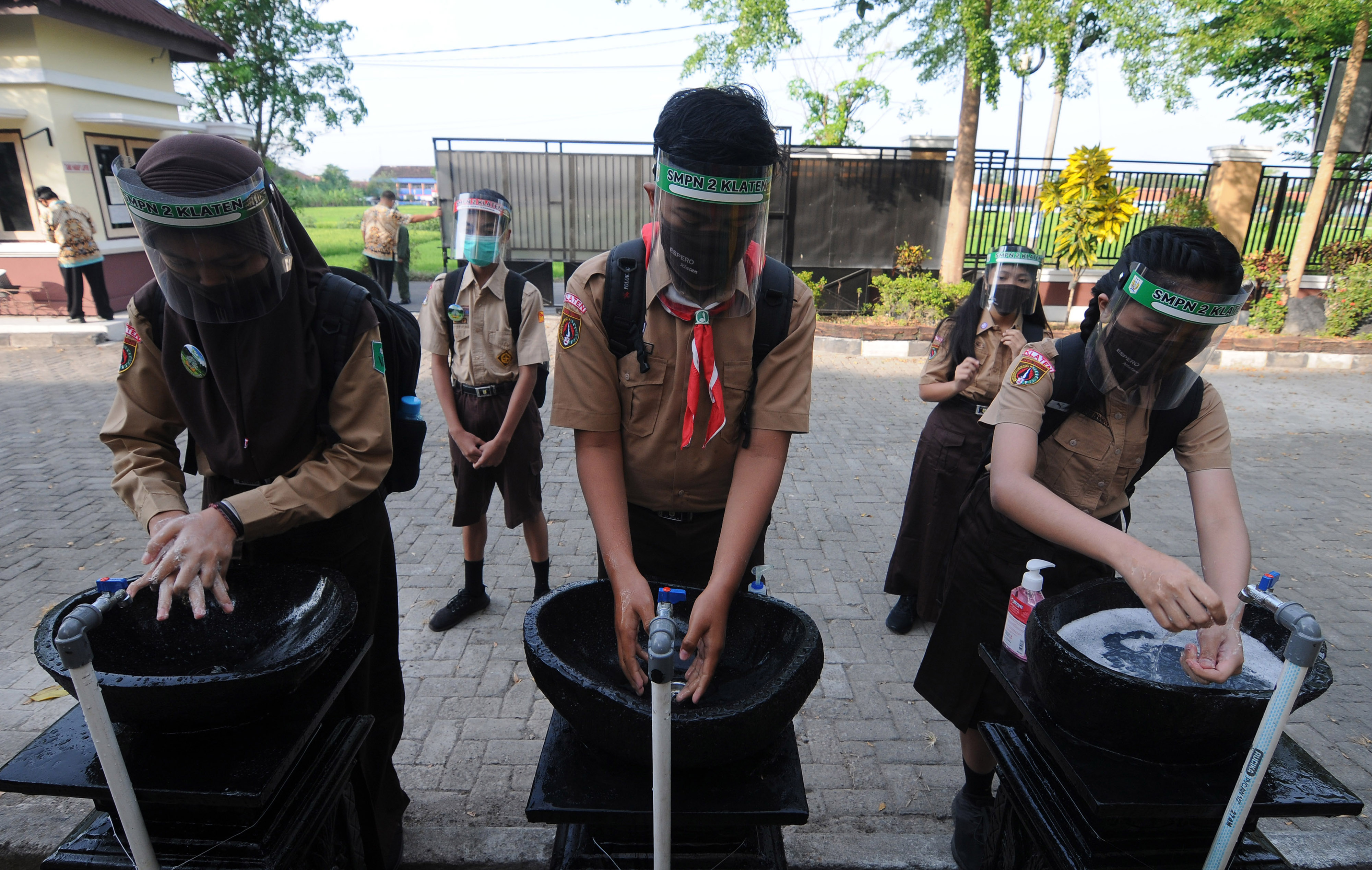 Uji Coba  Kegiatan Belajar Mengajar Tatap Muka