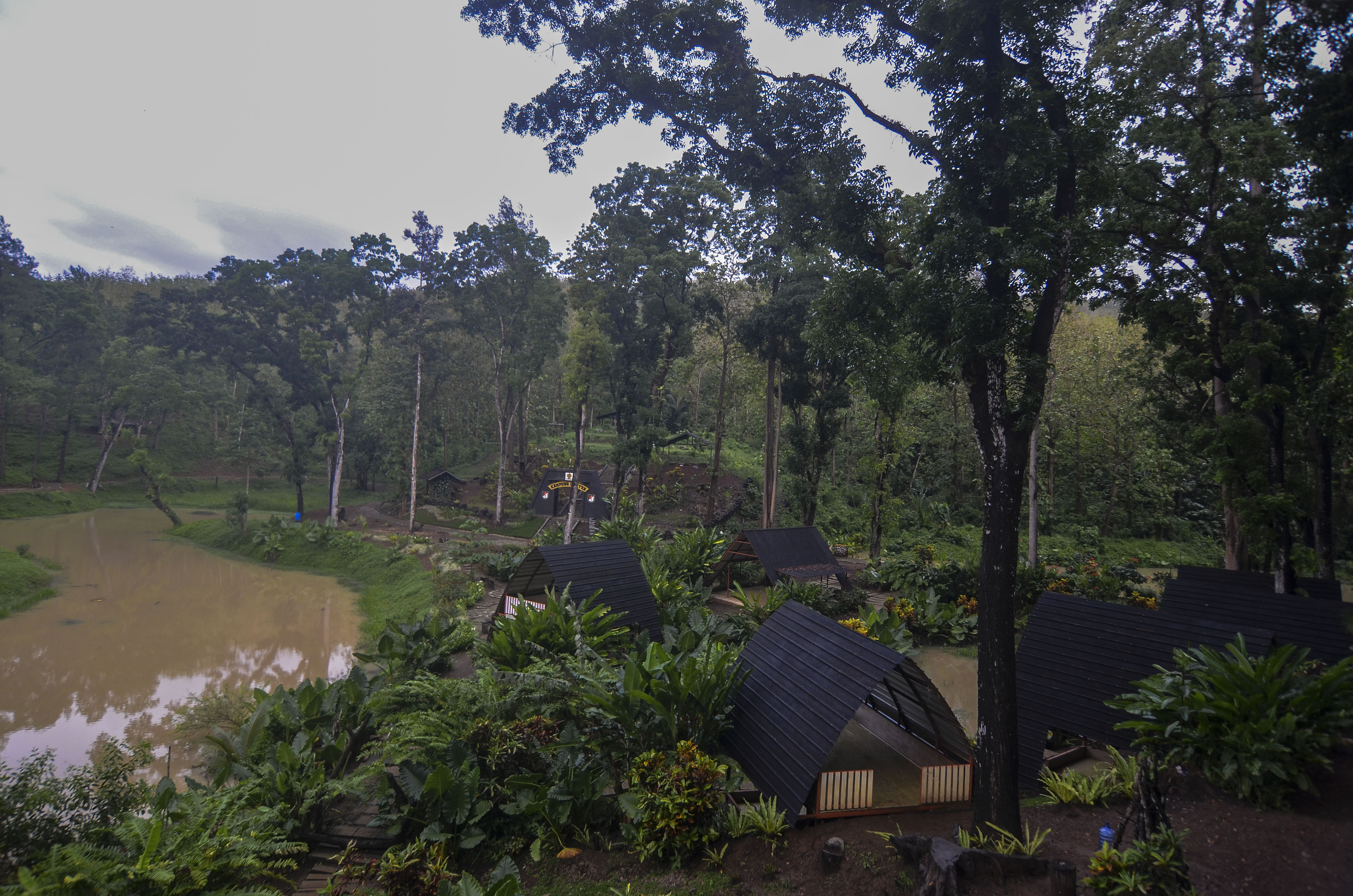 Wisata Situ Mustika di Purwaharja