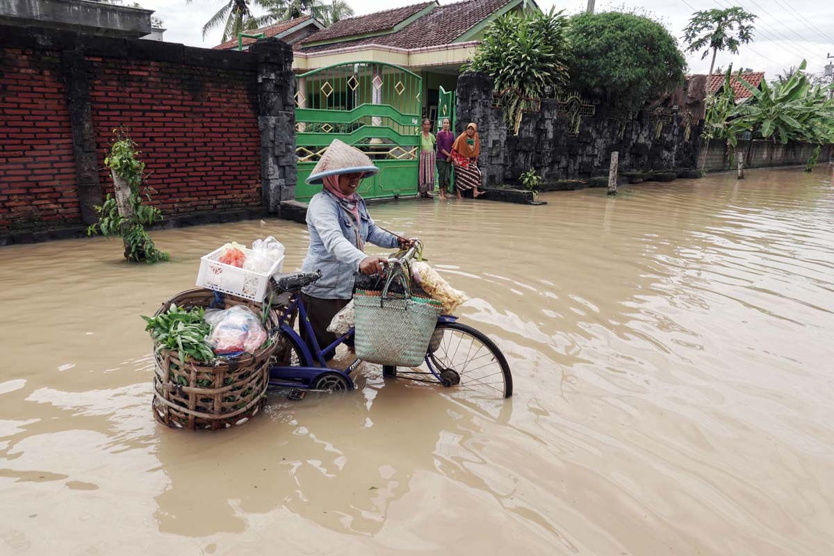 Hujan Deras Picu Banjir di Cilacap 