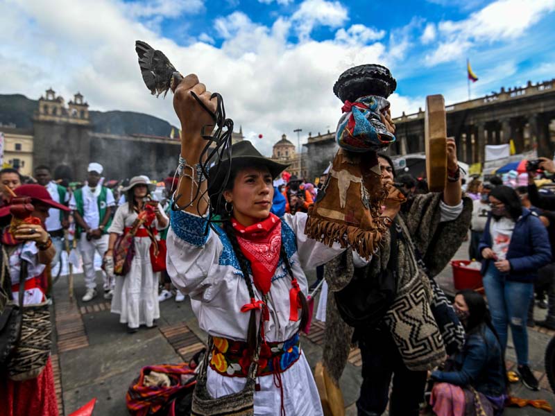 Aksi Kelompok Masyarakat Adat