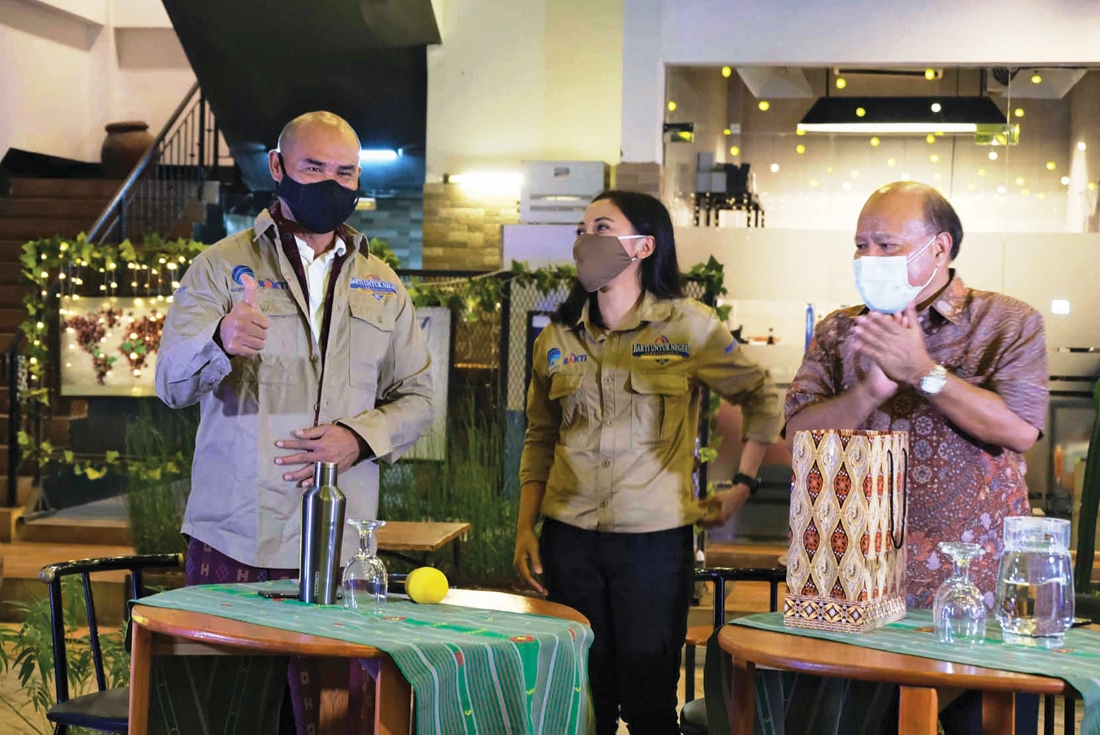 Perjalanan 'Team Bakti Untuk Negeri' Melintasi NTT