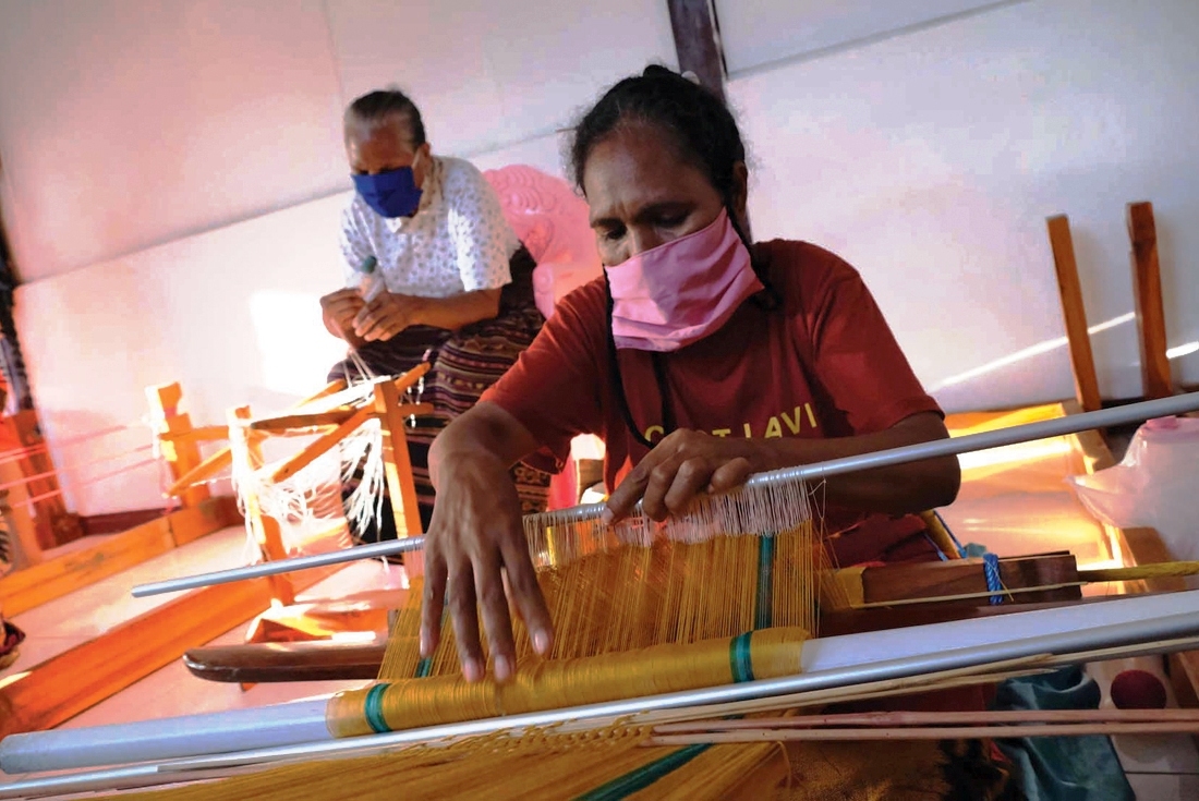 Perjalanan 'Team Bakti Untuk Negeri' Melintasi NTT