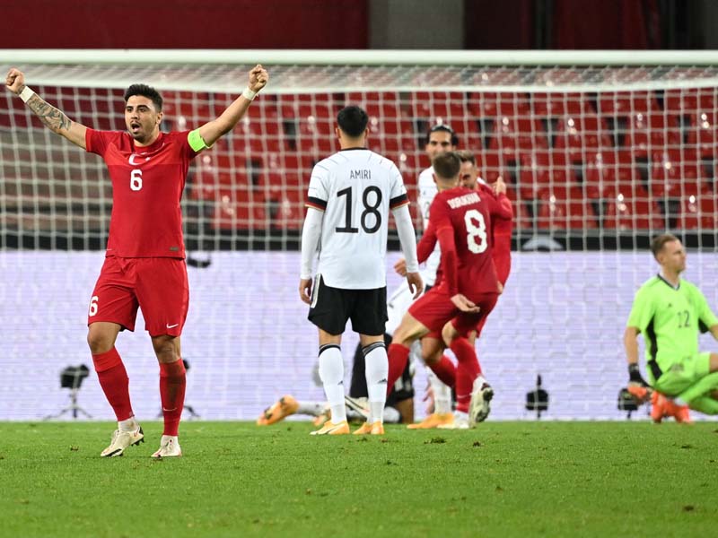 Die Panzer Gagal Tumbangkan Turki