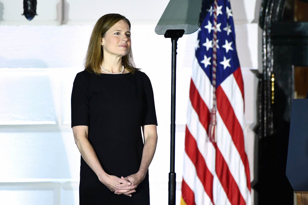 Pelantikan Hakim Agung Barrett yang Dicalonkan Trump