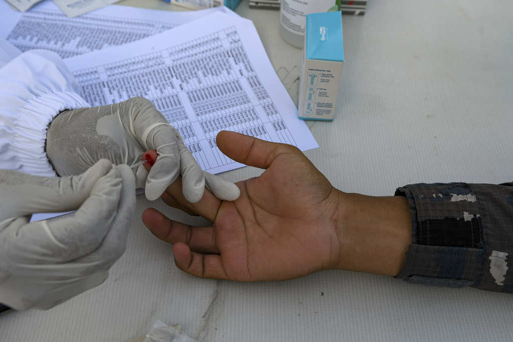 Rapid Test Sebelum Berlayar Menuju Padang  