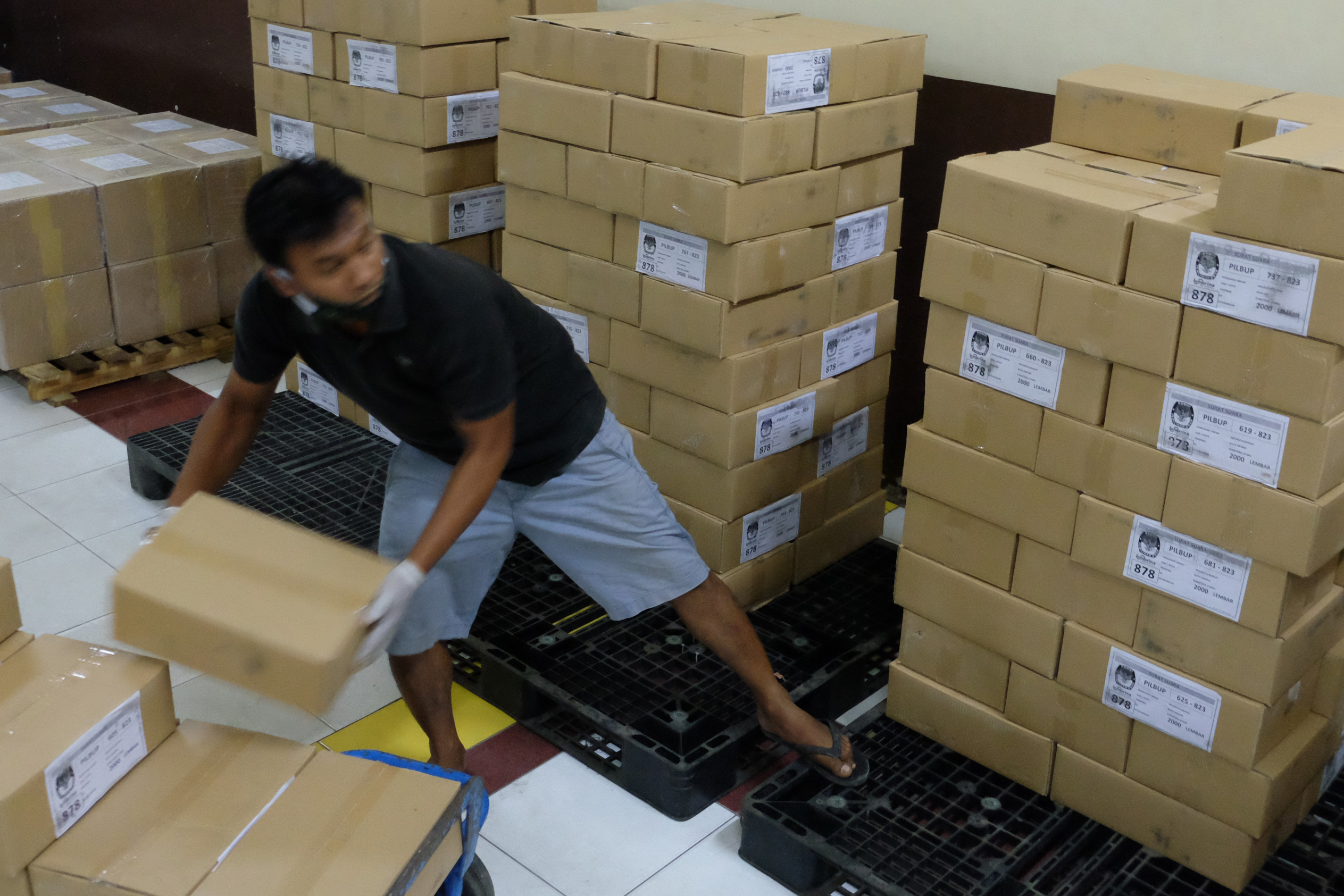 Logistik Pilkada Medan