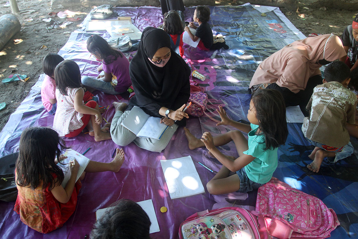 Mahasiswa dampingi siswa SD Belajar Daring