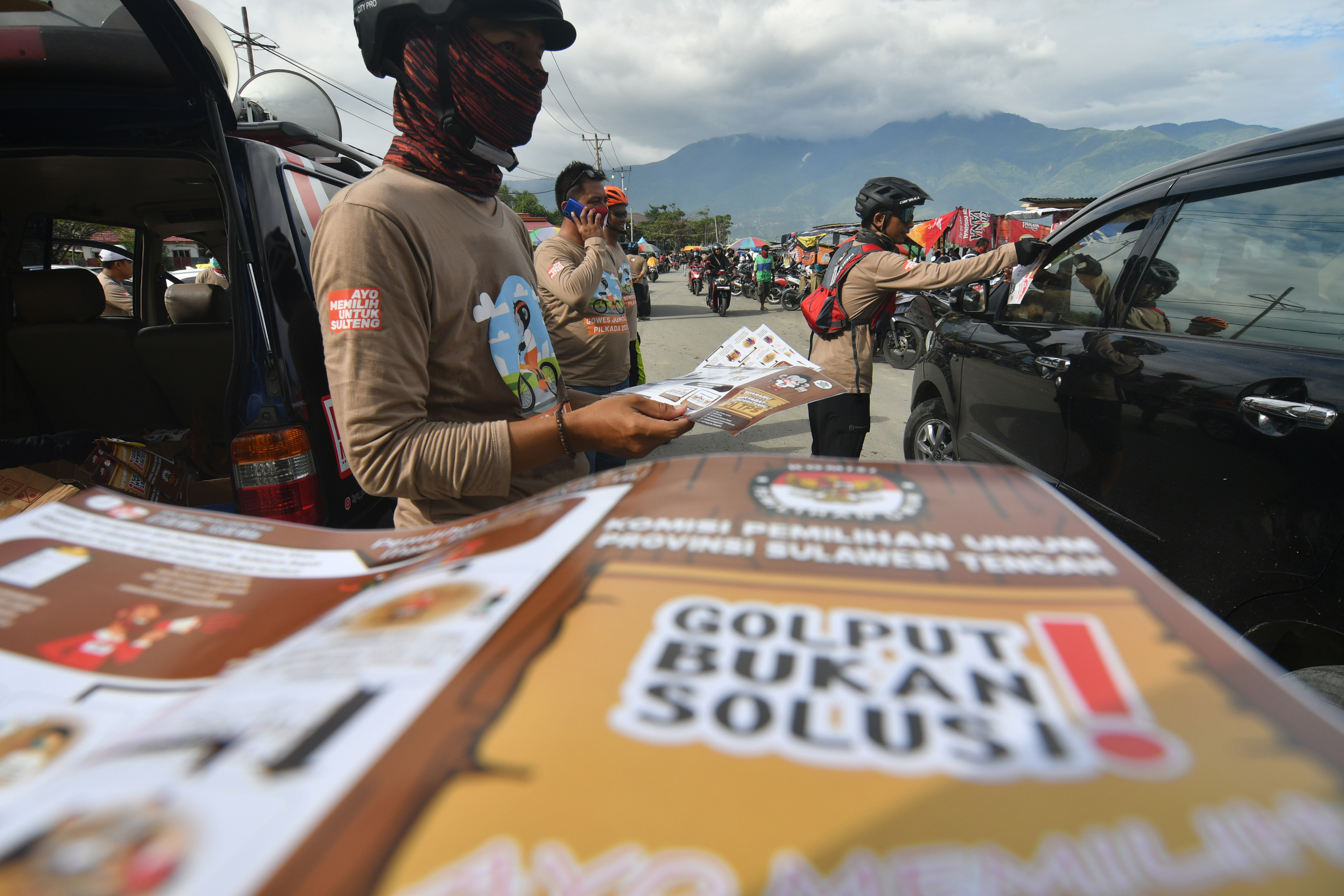 Sosialisasi Pilkada Serentak di Tempat Wisata