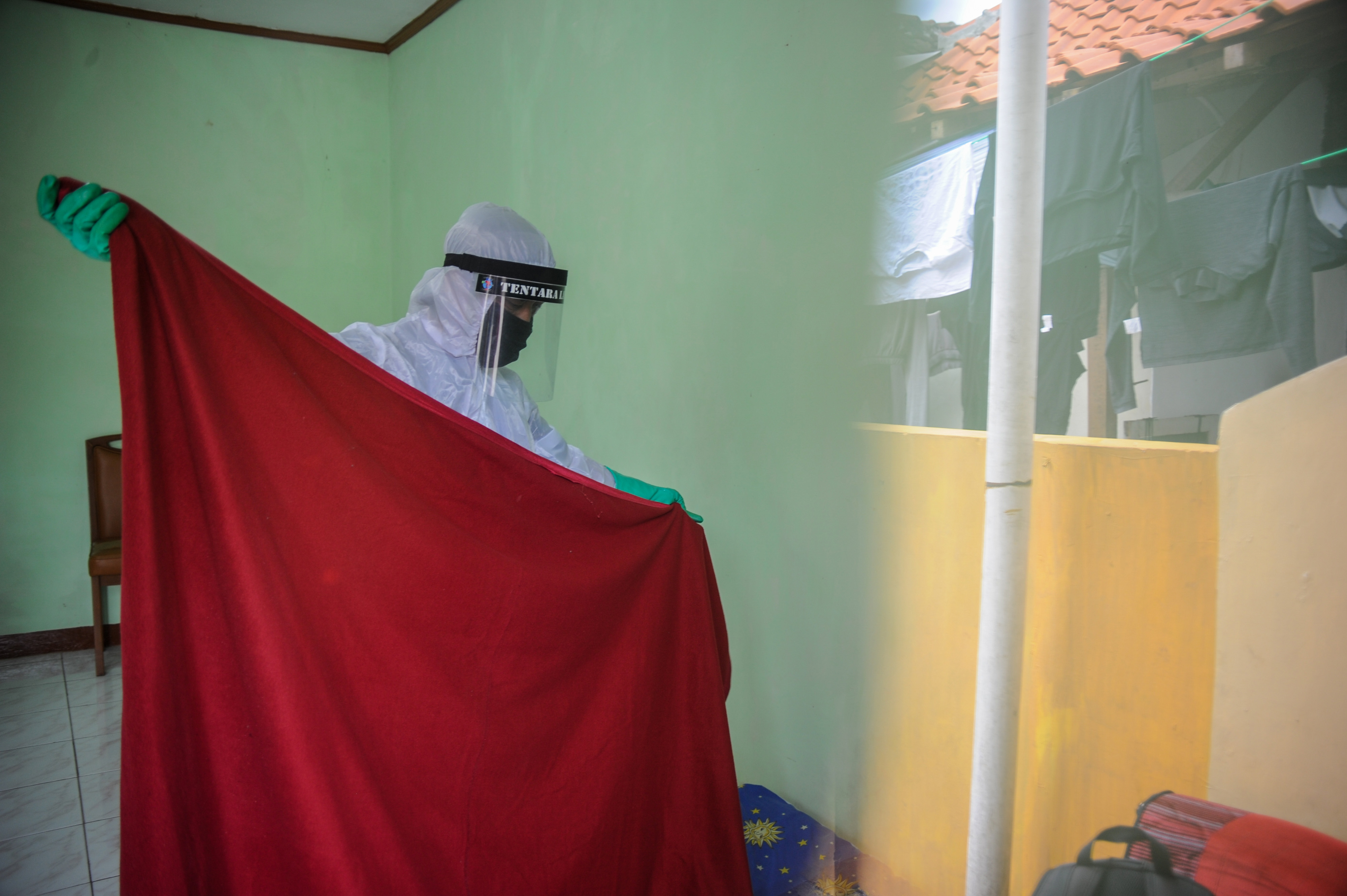 Ruang Isolasi Mandiri Secara Swadaya 