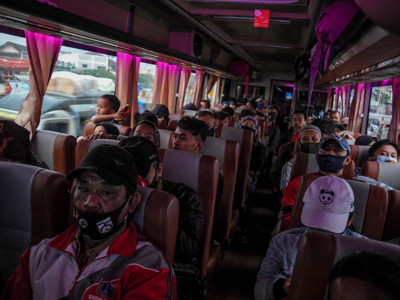 Arus Balik Tol Jakarta-Cikampek