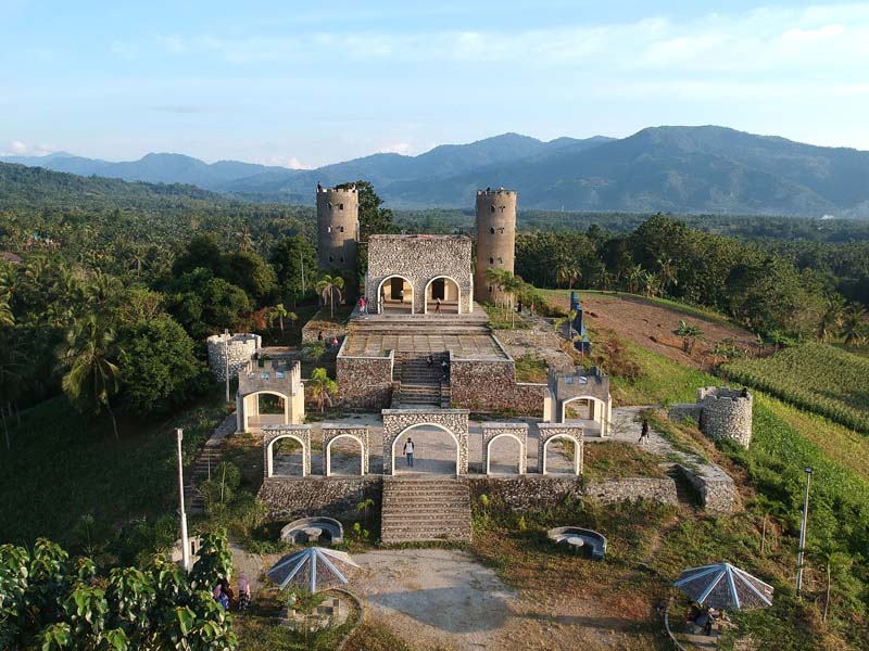 Wisata Benteng Ulantha Kembali Ramai