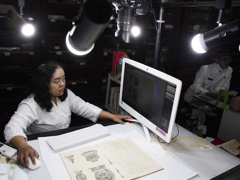 Digitalisasi Buku Museum Radyapudtaka