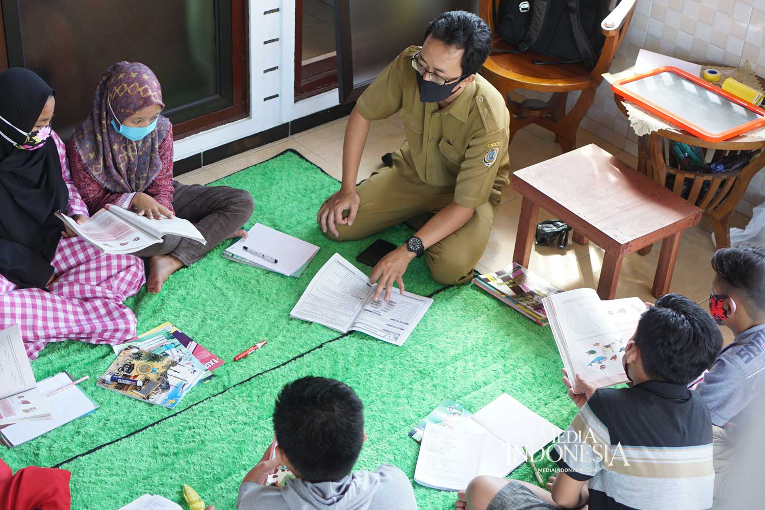 Pengabdian Guru di Tengah Pandemi