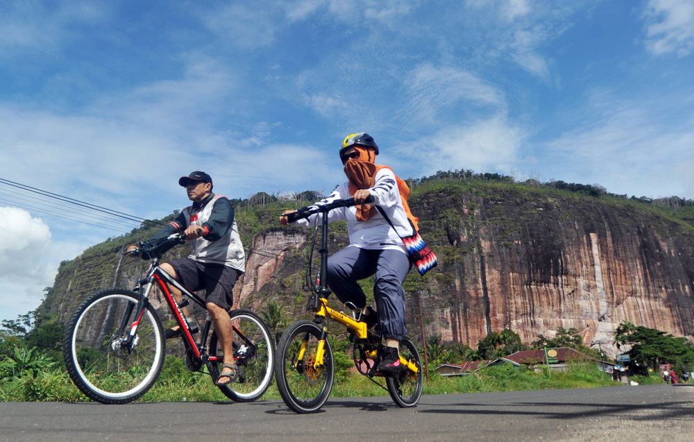 Lembah Harau Sumbar Menuju Geopark Nasional 