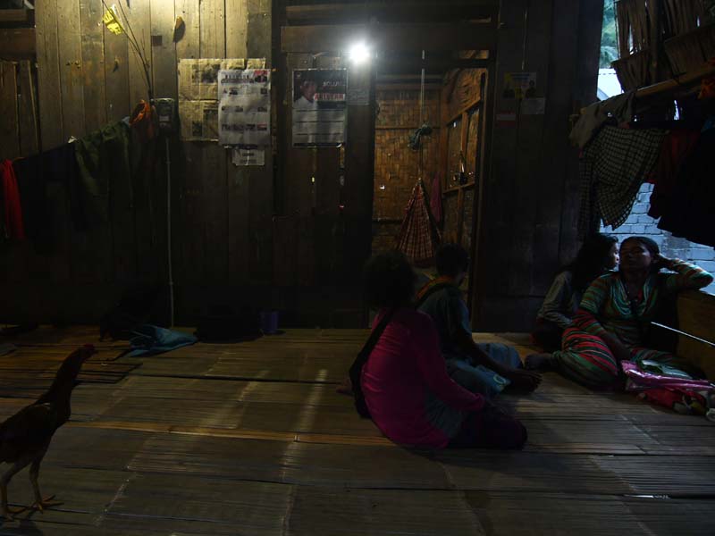 Akses Listrik Masyarakat Adat Salena