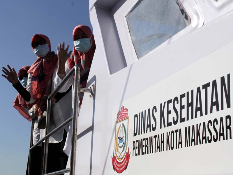 Pemberangkatan Tim Medis Ke Pulau Kecil