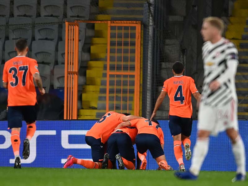 Istanbul Basaksehir Tumbangkan Setan Merah 