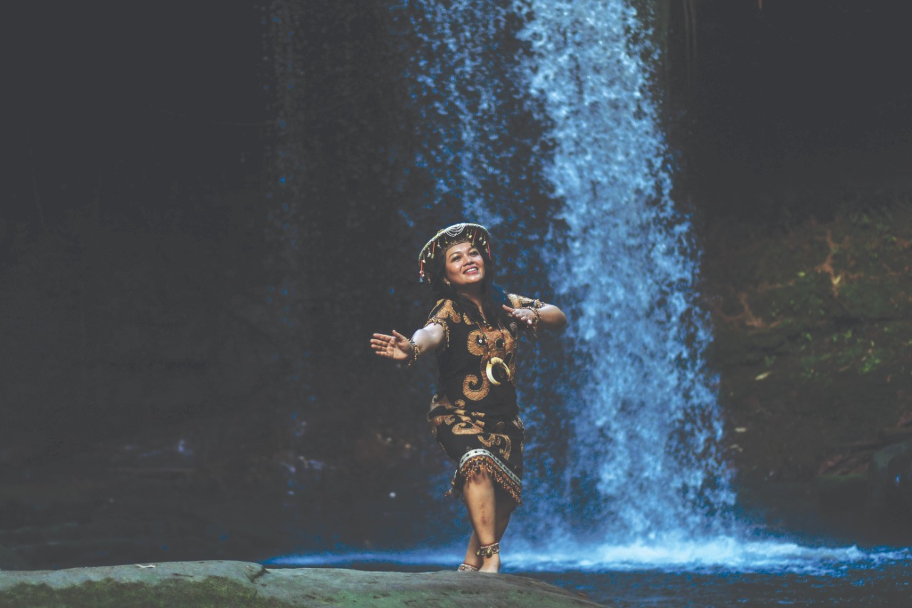  Sanggau-Dedikasi Sang Penari 