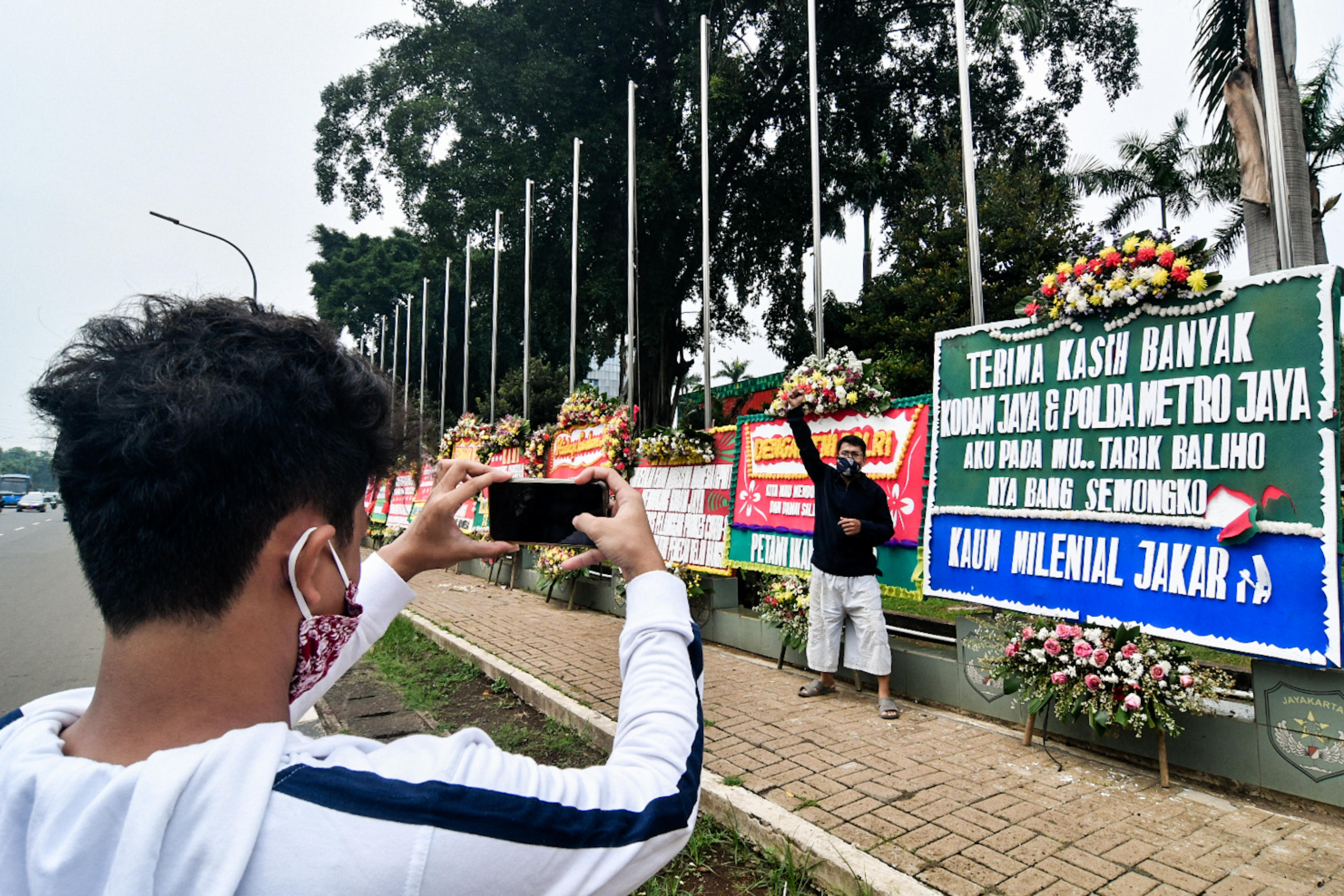 Karangan Bunga Dukungan Kepada Kodam Jaya