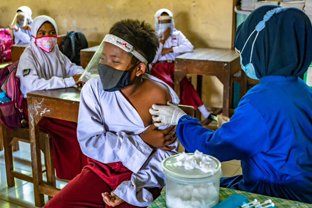 Vaksinasi Difteri dan Tetanus Bagi Siswa SD 